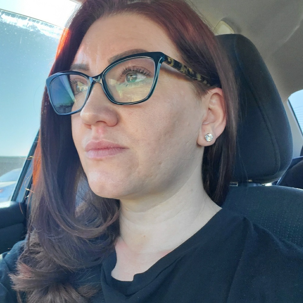 Meet your Posher, Sara
